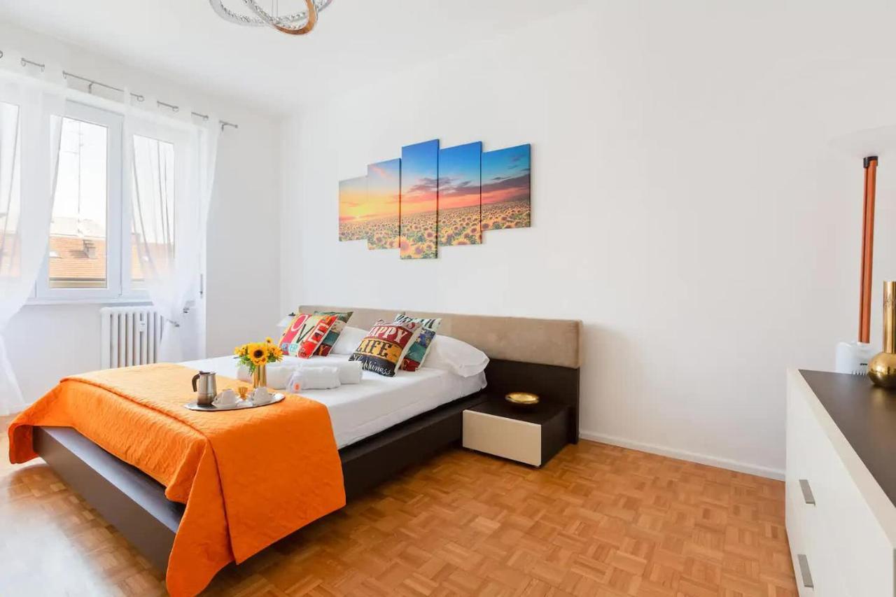 Central Maya Apartment Милано Екстериор снимка