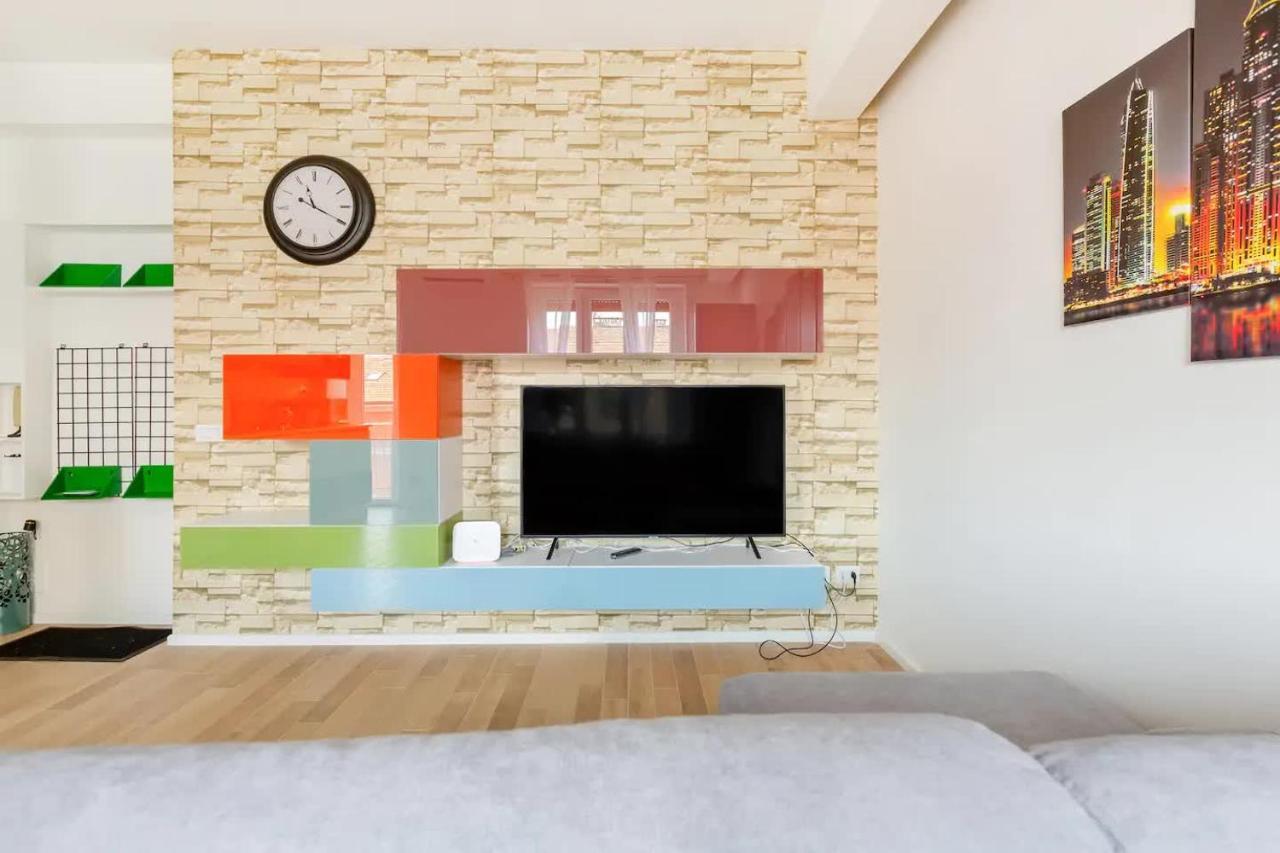 Central Maya Apartment Милано Екстериор снимка