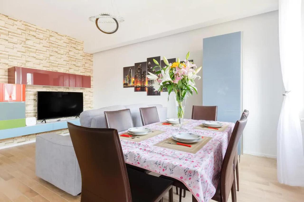 Central Maya Apartment Милано Екстериор снимка