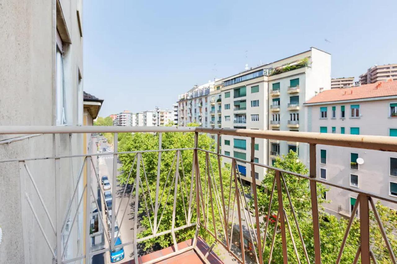 Central Maya Apartment Милано Екстериор снимка