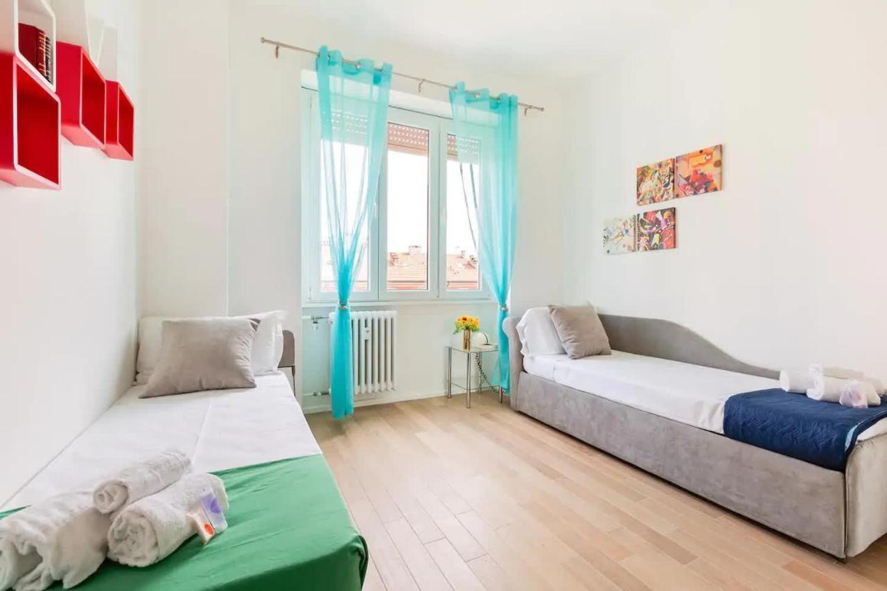 Central Maya Apartment Милано Екстериор снимка