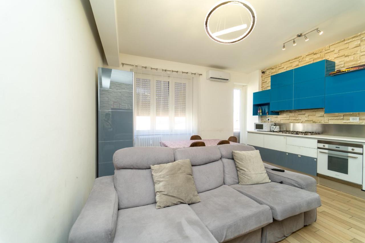 Central Maya Apartment Милано Екстериор снимка
