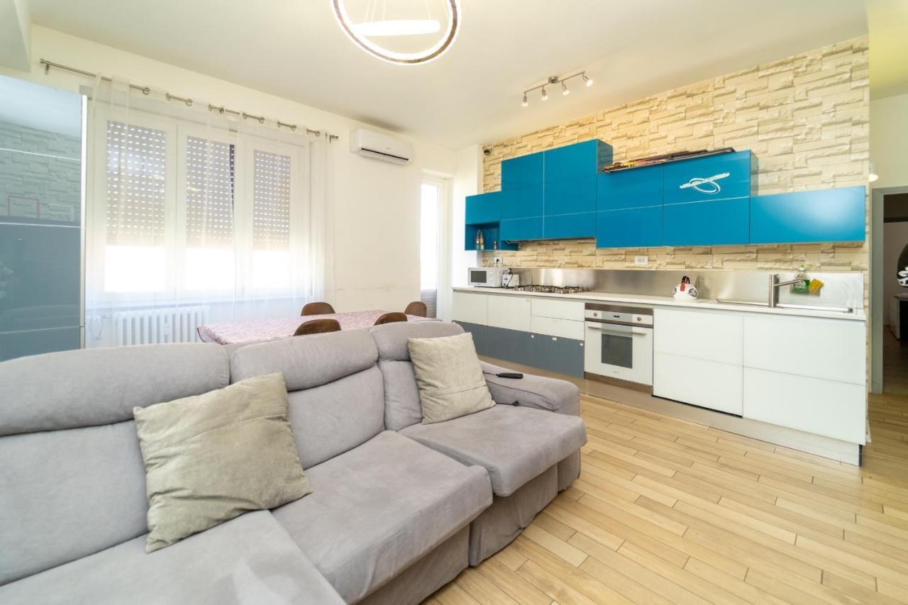 Central Maya Apartment Милано Екстериор снимка