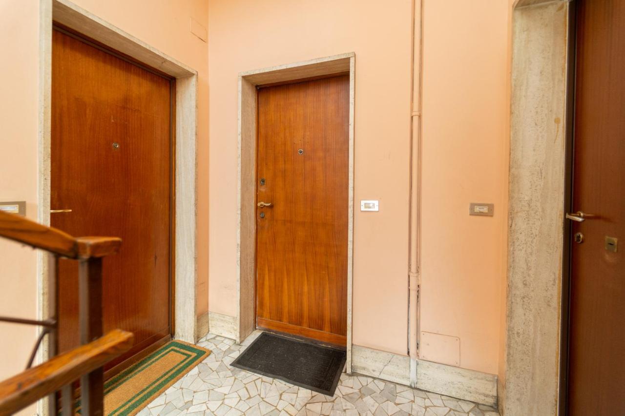 Central Maya Apartment Милано Екстериор снимка